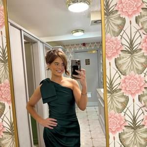 Meet your Posher, Lucy